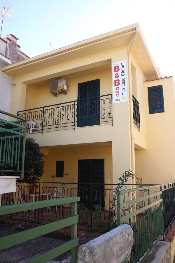 La Casa Gialla Trabia Luaran gambar
